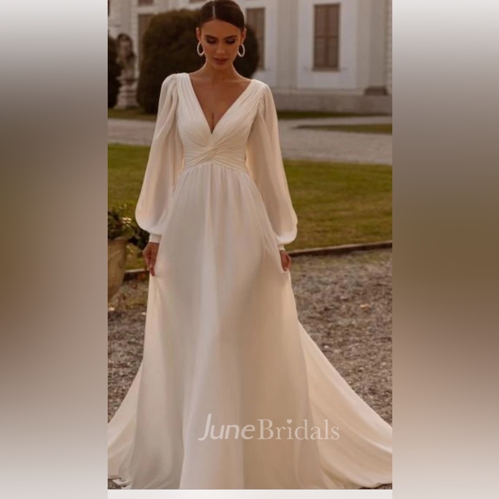 Satin Ivory Wedding Dress | Brand New w/ Tags | Never Worn